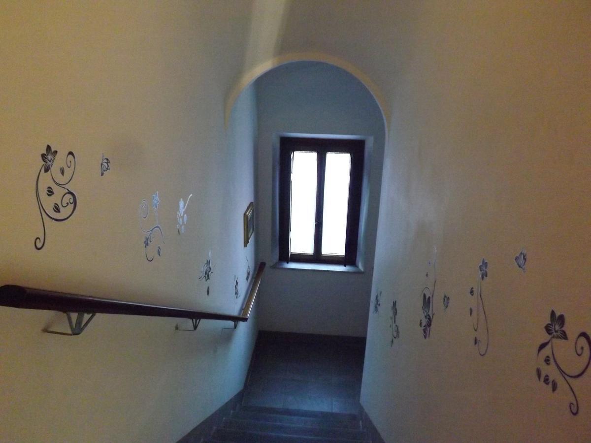 مونتيكاتيني تيرمي B&B Central Toma 2 المظهر الخارجي الصورة
